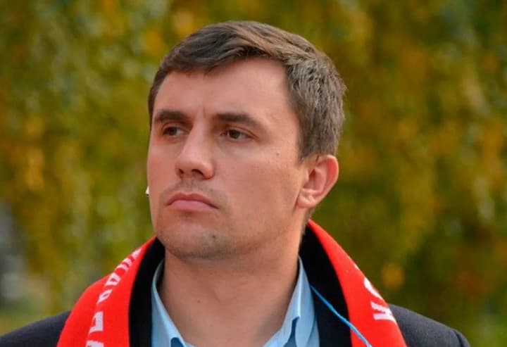 кремль прибирає опонентів: в рф популярного комуніста зняли з виборів через нібито фото навального