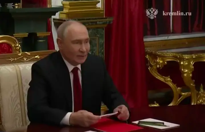 путін розпочав переговори зі спецпредставниками Трампа у кремлі