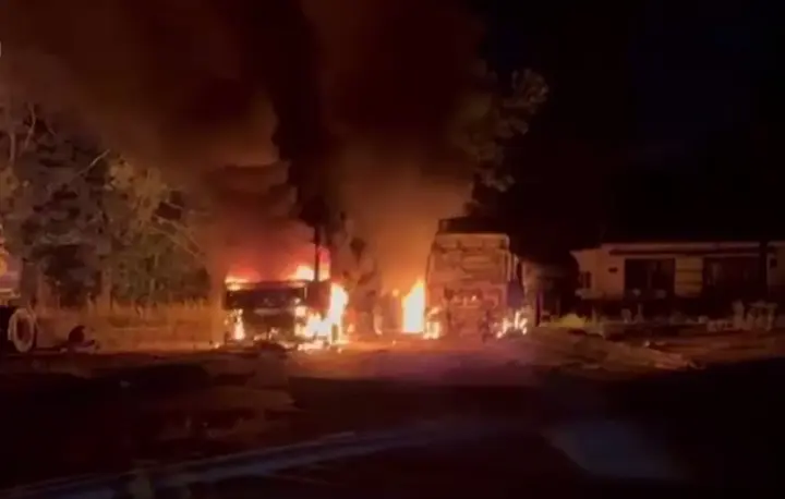 Дронова атака на Київщину спричинила пожежі на підприємствах та логістичному комплексі