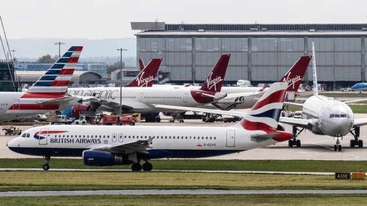 Flight disruptions occurred in Britain due to a technical failure