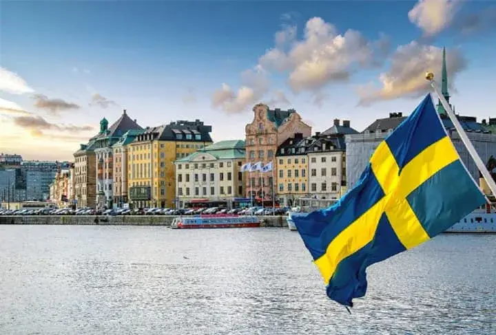 Exit polls in Sweden forecast a victory for the center-left bloc