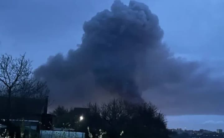 Taganrog suffered a massive missile attack; an Ozon warehouse was damaged and fires broke out