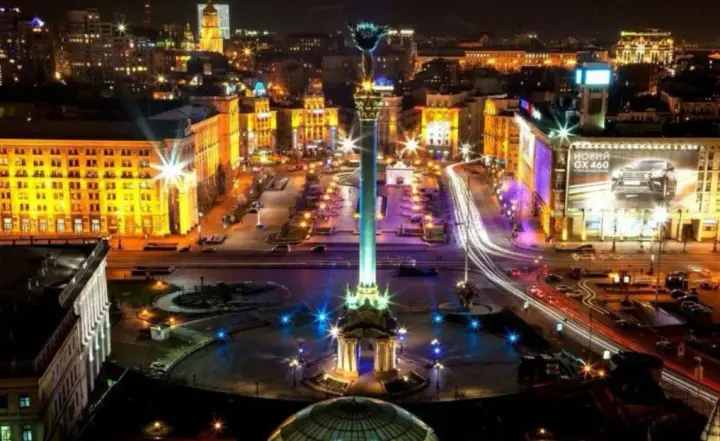 росіяни масовано атакували Київ балістикою - монітори повідомляють про щонайменше 12 ракет