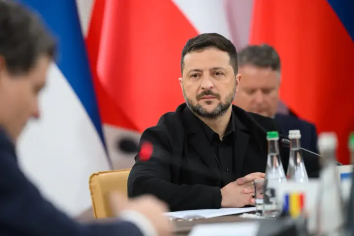 Zelenskyy held bilateral meetings with Dan, Vučić and Tusk at the G8 summit: initial statements