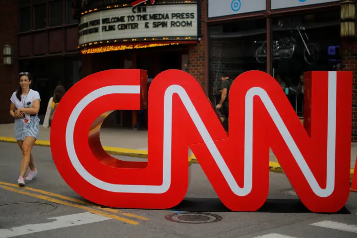 Трамп заборонив CNN, MS NOW та Politico доступ до Білого дому