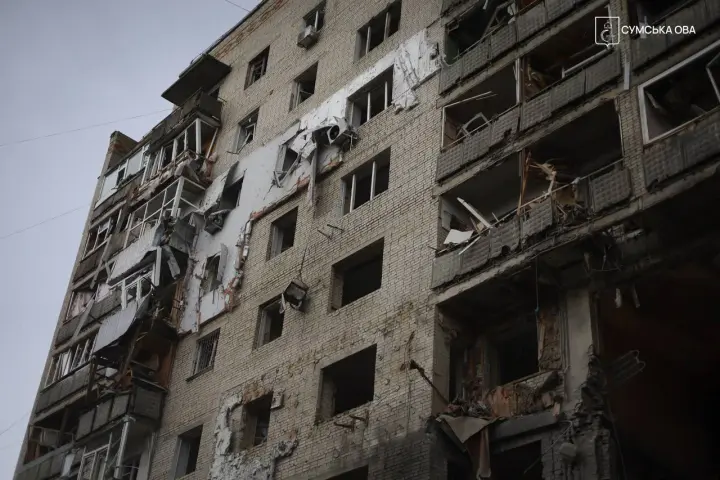 У Сумах після російського удару 7-річний хлопчик залишився без батьків і перебуває в реанімації