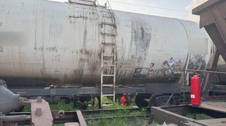 У Львові 13-річний хлопець зазнав ураження струмом, залізши на вагон заради селфі