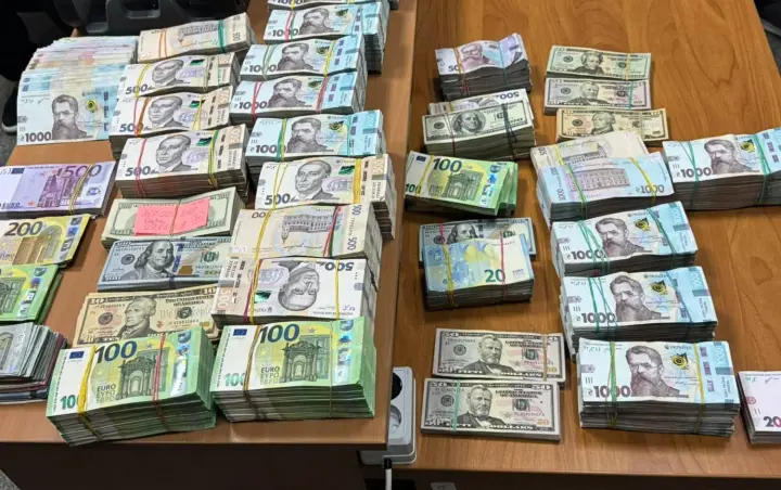 Викрито “конвертаційний центр” з фінансовими операціями на понад 23 млрд гривень - Офіс Генпрокурора