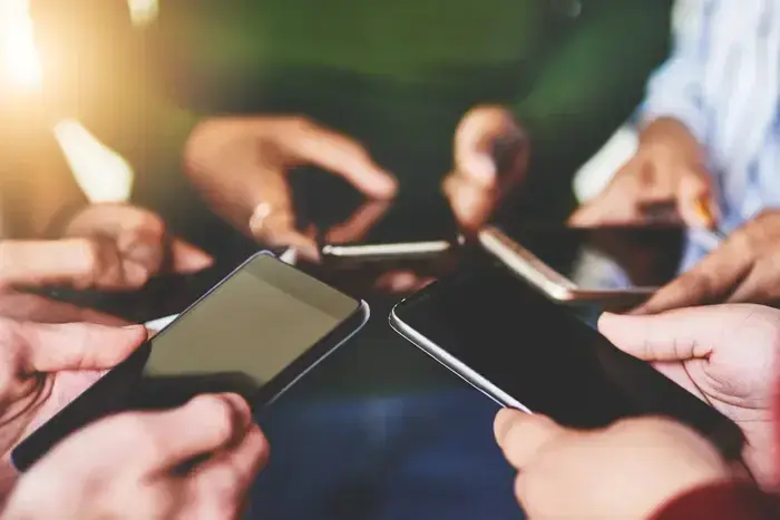 Ukrainians warned of disruptions to networks and communication services