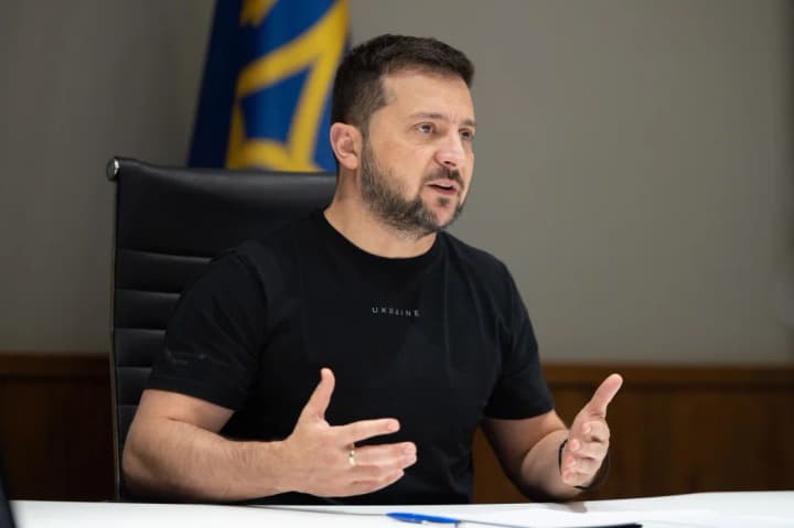 Зеленський розповів, як Україна збирає по одній-дві ракети ППО