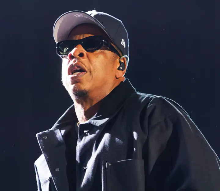Jay-Z is no longer accused of rape; the plaintiff "never met" the rapper