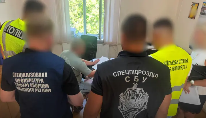 Внесли данные о 857 фиктивно мобилизованных: руководителям трех ТЦК сообщили о подозрении