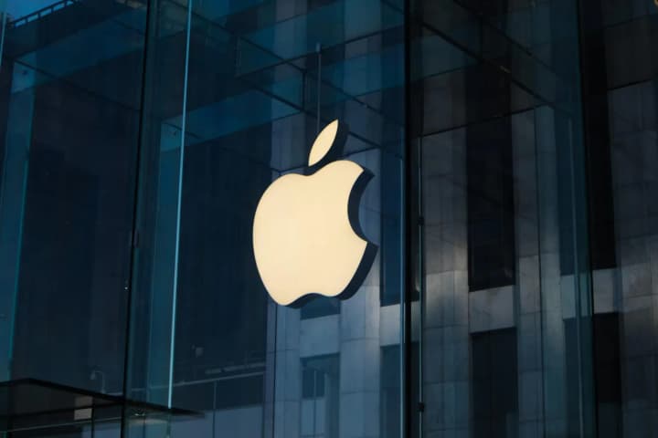 Компанию Apple обязали выплатить рекордные $5,7 млрд по делу о патенте на технологию тактильной обратной связи