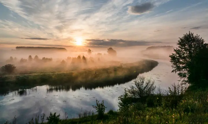 Short-lived rain in the eastern regions and fog in the west — what weather Ukrainians can expect today