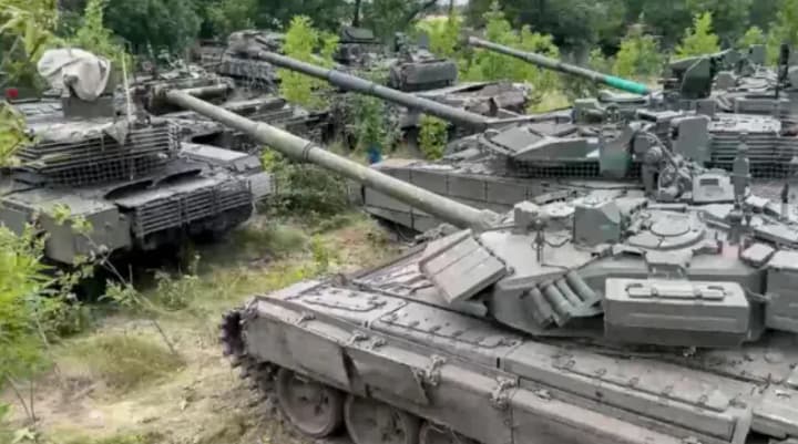 The Ukrainian Armed Forces destroyed three Russian tanks 65 km from the front line, although the occupiers had buried them in the ground