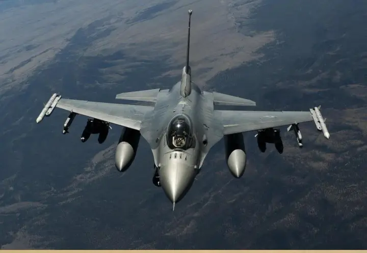 Бельгія передасть Україні три винищувачі F-16 до кінця року - Зеленський