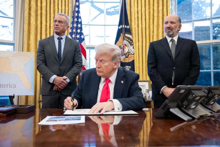 Трамп підписав із технологічними лідерами угоду щодо ШІ