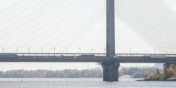 Russia has struck Kyiv’s Southern Bridge once again; there has been a hit, the mayor says