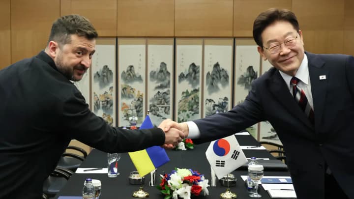 У Південній Кореї розкритикували президента Лі за "гнівну дипломатію" щодо України та попередили про ризик для співпраці