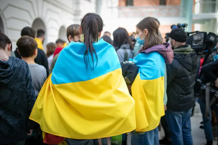 У Грузії продовжили програми допомоги українським біженцям до 2027 року - якими будуть виплати
