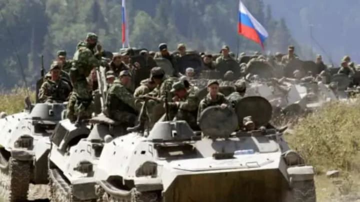 Russia will spend a record $200 billion on the war this year — Bloomberg