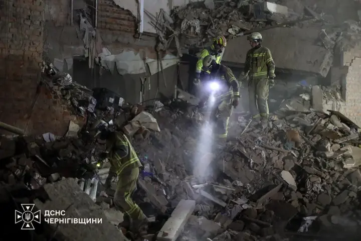 Search operations continued all night in Pryluky following Russian strike: death toll risen to 22