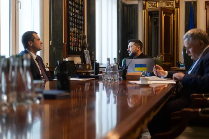 Зеленський обговорив із Коштою графік відкриття переговорних кластерів та домовився про зустріч з лідерами ЄС