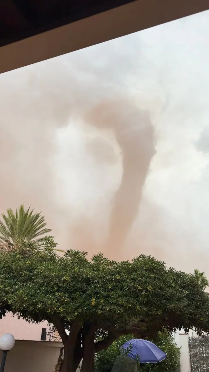 A tornado in Sicily overturned cars and seriously injured people