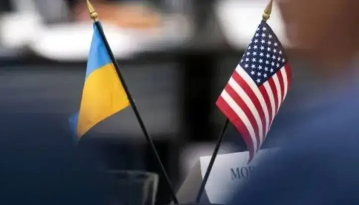 Українські переговорні групи повертаються зі США додому