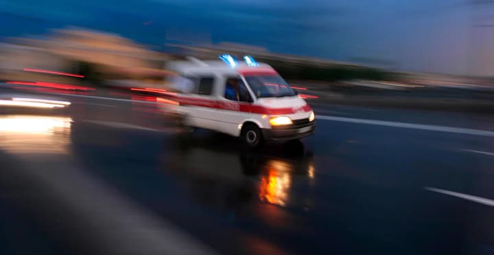 In Kyiv, three people have already been injured by Russian attacks since this morning