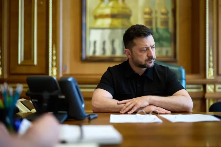 Zelenskyy announced changes to the algorithms for governing Kyiv amid the failure to implement the resilience plan