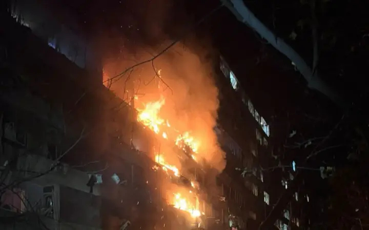 Ballistic attack on Kyiv: a missile struck a nine-story building