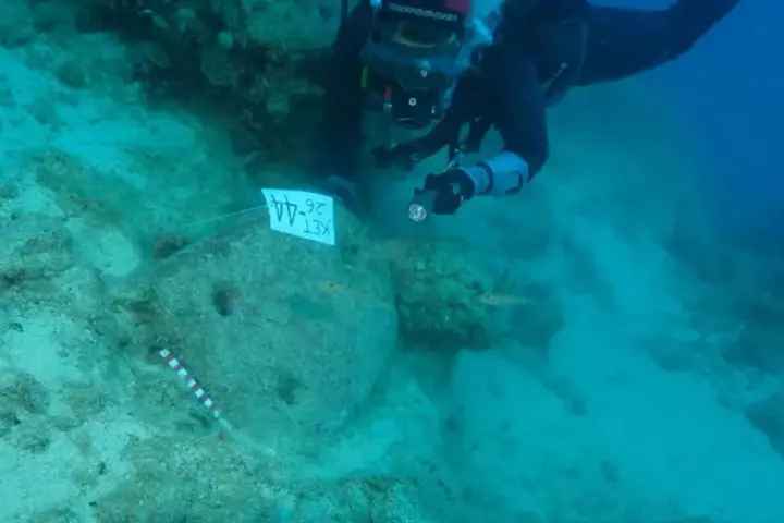 Archaeologists have discovered a sunken ship off the coast of Turkey that is up to 4,700 years old
