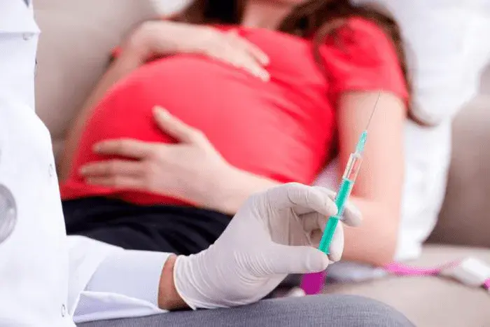 Can pregnant women and breastfeeding mothers get vaccinated against influenza: a doctor's answer