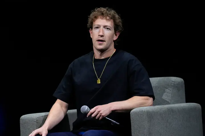 How to Dress a Tech Oligarch: Costume Designer Discusses the Evolution of Zuckerberg’s Style