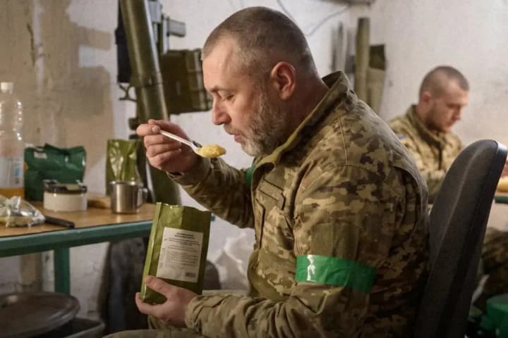 Військові на передовій отримають новий сухпайок: що до нього входитиме