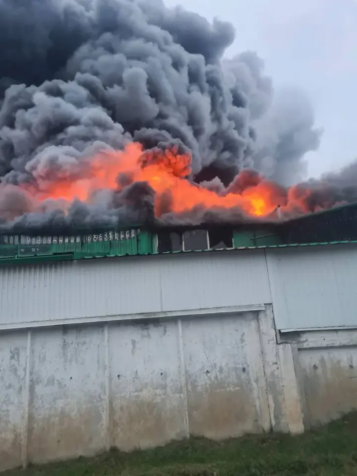 An enterprise in Volyn came under attack: residents of Manevychi were urged to leave their homes due to smoke