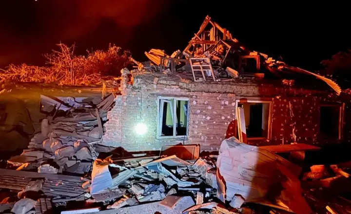 Strike on Dnipro: homes damaged, an 84-year-old woman injured, people may be trapped under the rubble