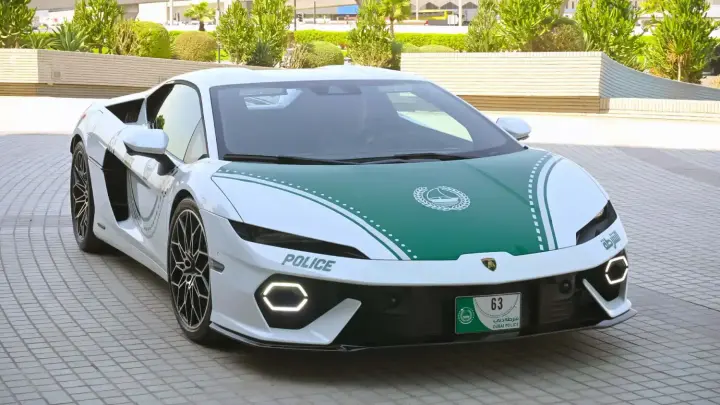 Dubai Police has added a Lamborghini to its fleet