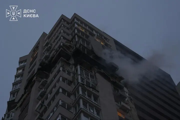 В Киеве из-за утренней атаки рф двое погибших, есть аварийные отключения