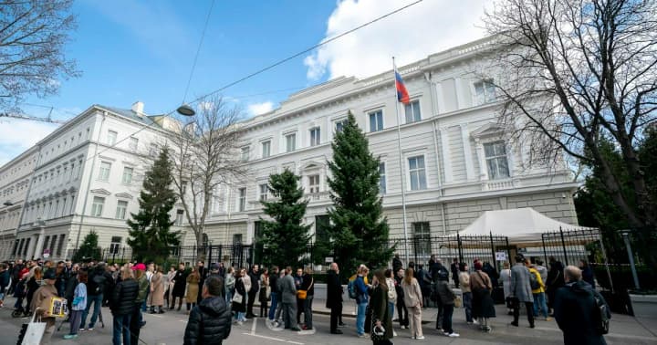 Австрія висилає чотирьох російських дипломатів через підозру у шпигунстві