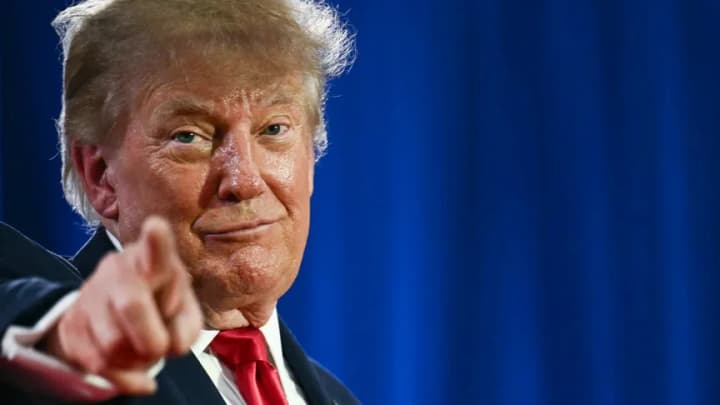 Трамп заявив, що може перемістити прескорпус Білого дому