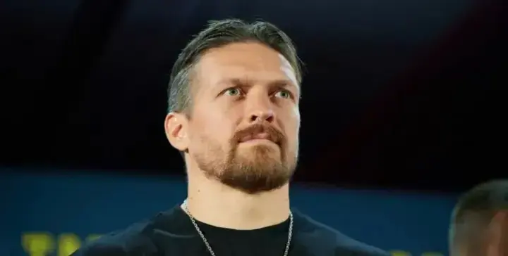 “Rodnichki, we’re in Riyadh”: Usyk came to support Ronaldo at an Al-Nassr match