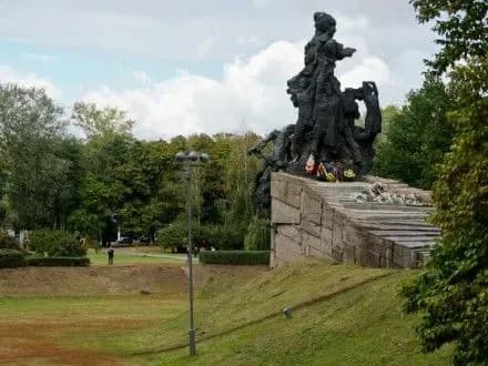 g-starostenko-rozpovila-pro-oblashtuvannya-istoriko-memorialnogo-zapovidnika-babin-yar