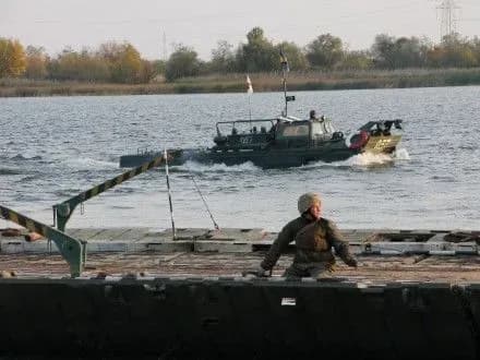 kursanti-inzheneri-oblashtuvali-120-metrovu-perepravu