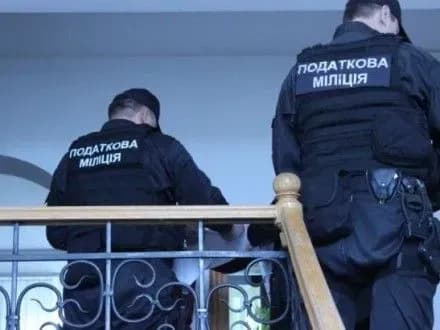 spivrobitniki-podatkovoyi-rozkrili-skhemu-z-ukhilennya-vid-splati-podatkiv-odeskoyi-kompaniyi