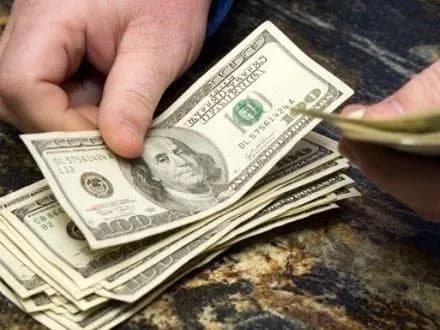 nova-metodika-rozrakhunku-kursu-valyut-vigidna-chornomu-rinku-s-arbuzov