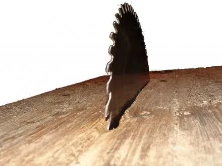 cholovik-zaginuv-vid-tsirkulyarnoyi-pili-u-zaporizhzhi