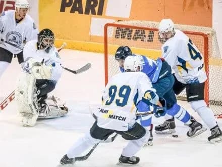 khk-kremenchuk-sogodni-zigraye-iz-dzheneralz