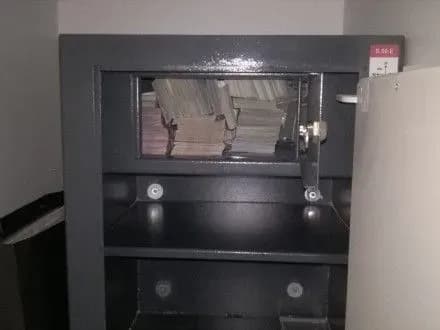 u-zatrimanogo-yakiy-namavsya-dati-30-tis-khabara-slidchomu-gsu-gpu-pid-chas-obshuku-vilucheno-200-tis-dol